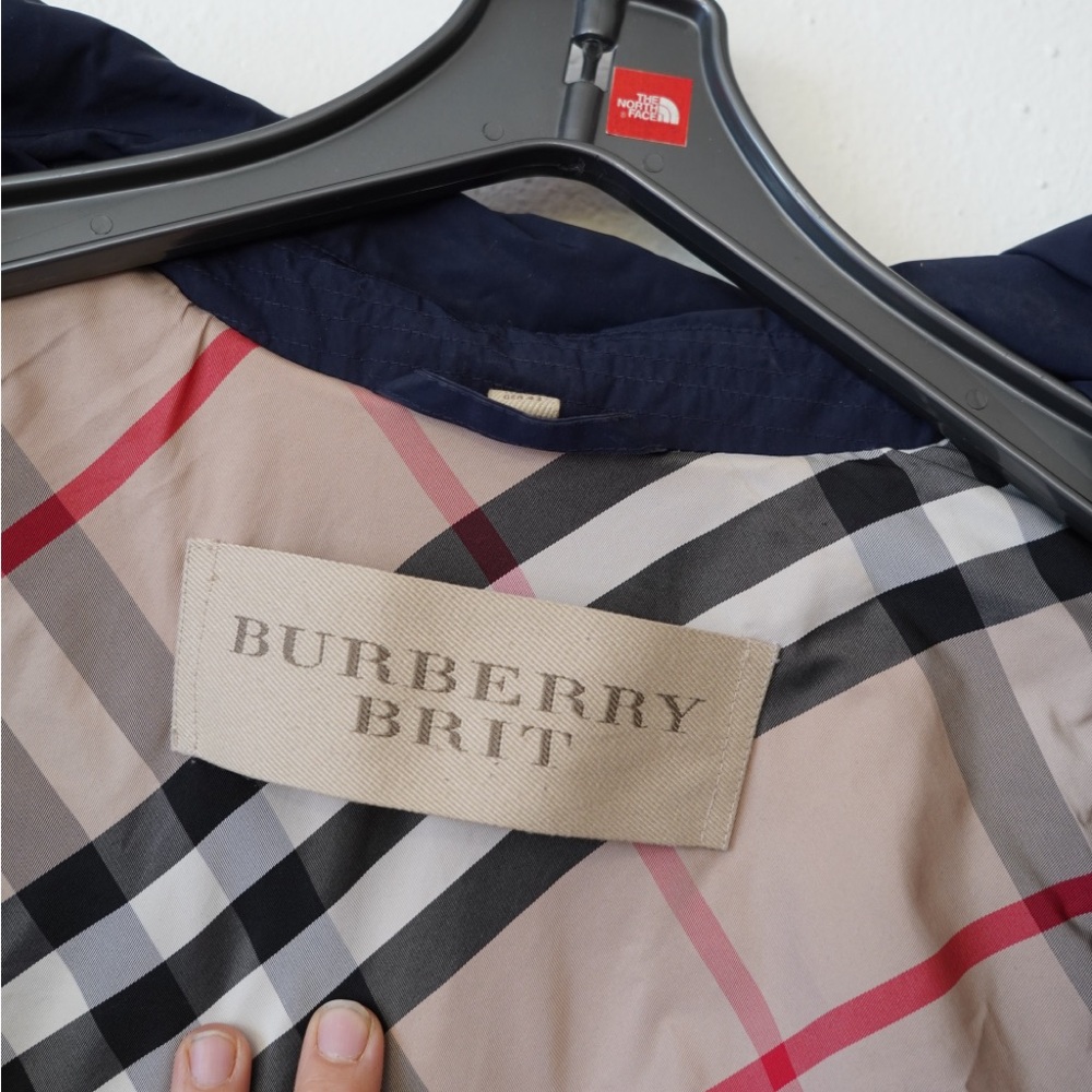 Burberry Brit Navy Blue Hooded Windbreaker Anorak Jacket Raincoat Size 12 US - Picture 10 of 13
